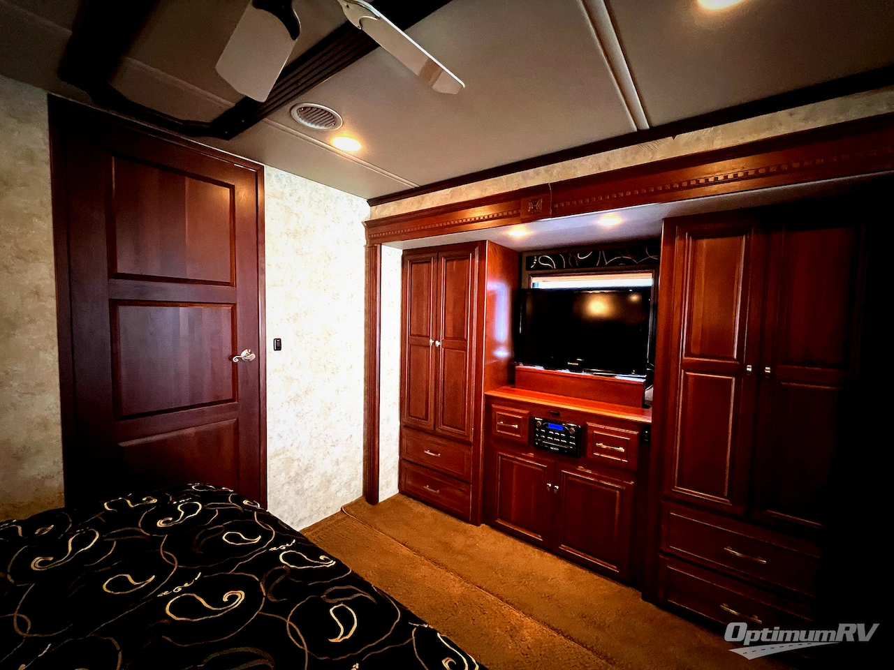 2011 Itasca Ellipse 42QD Photo 24