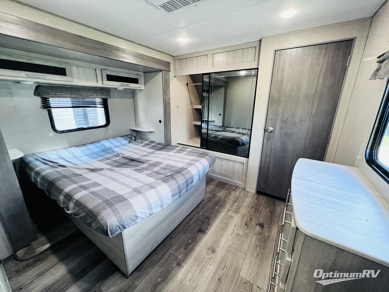 2023 Coachmen Catalina Legacy 343BHTS Photo 22