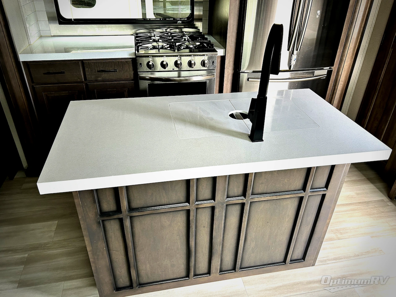2021 Grand Design Solitude 375RES Photo 9