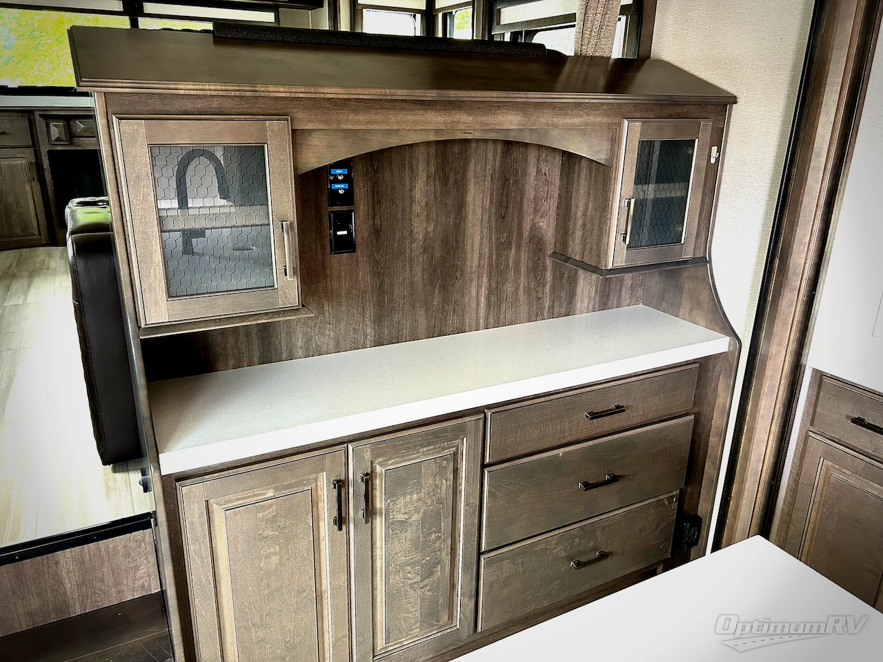 2021 Grand Design Solitude 375RES Photo 10