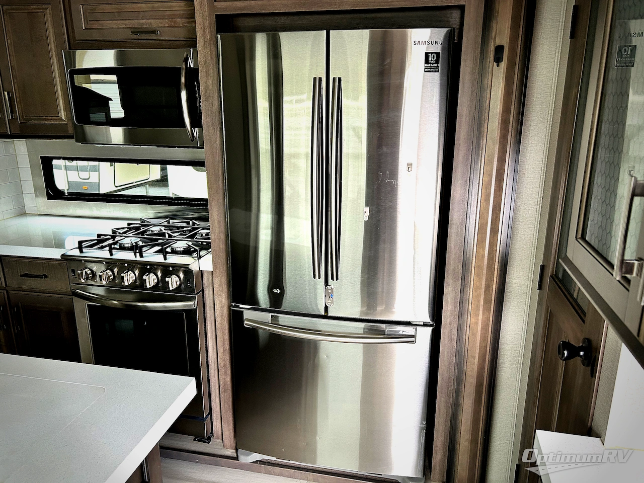 2021 Grand Design Solitude 375RES Photo 12