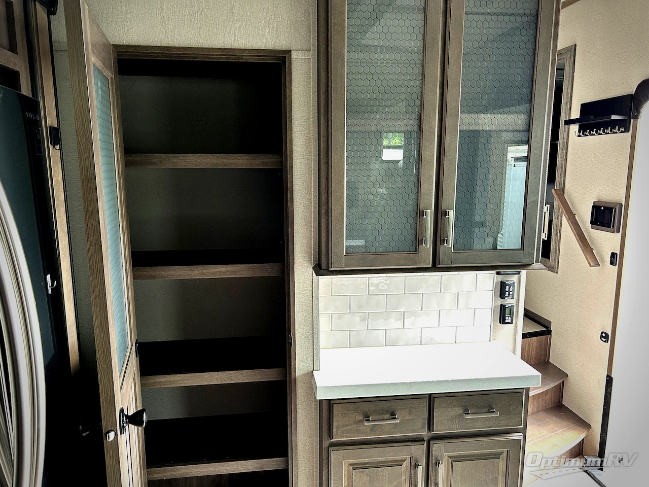 2021 Grand Design Solitude 375RES Photo 14
