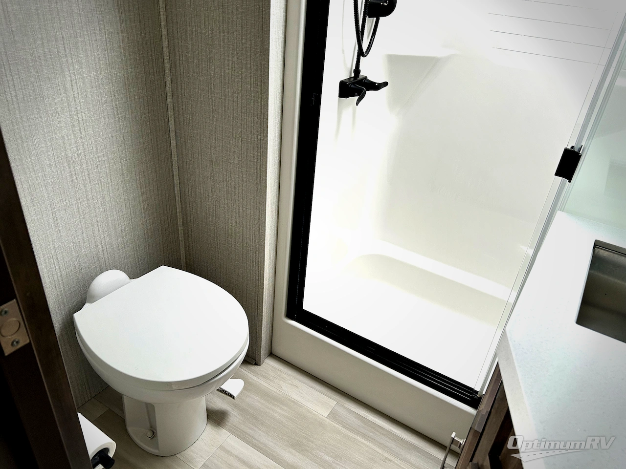 2021 Grand Design Solitude 375RES Photo 22