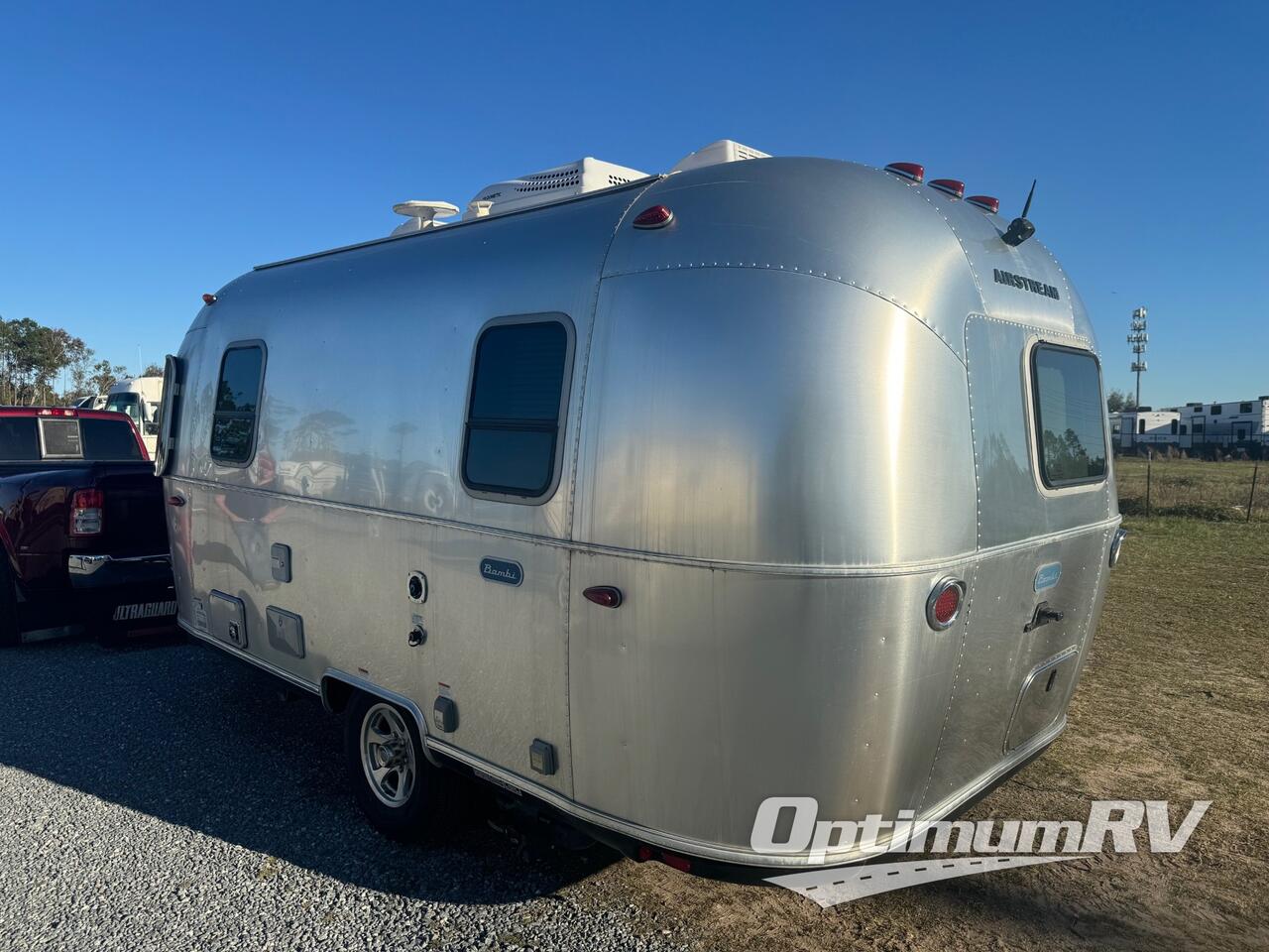 2022 Airstream Bambi 19CB Photo 3