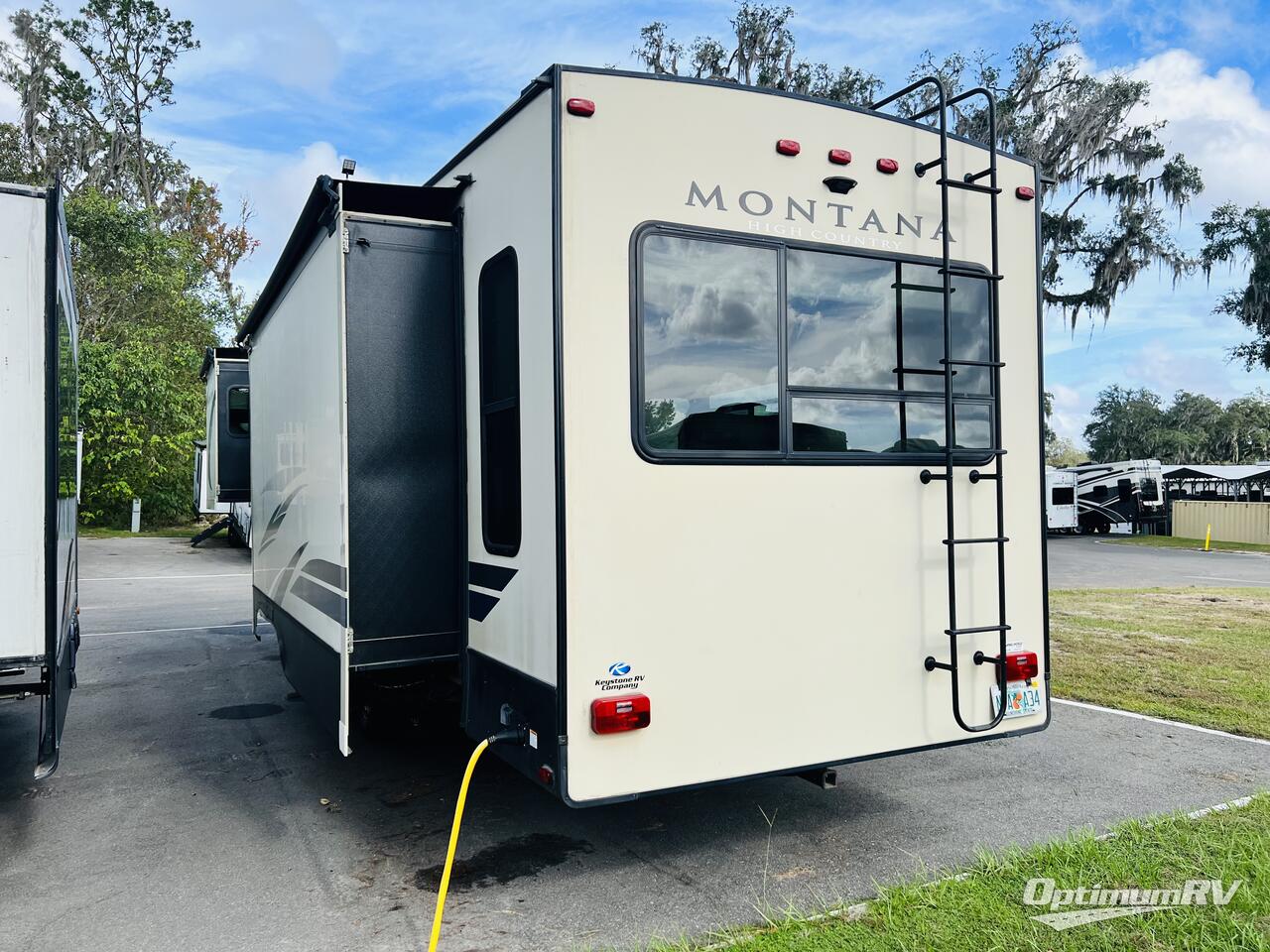 2019 Keystone Montana High Country 331RL Photo 3