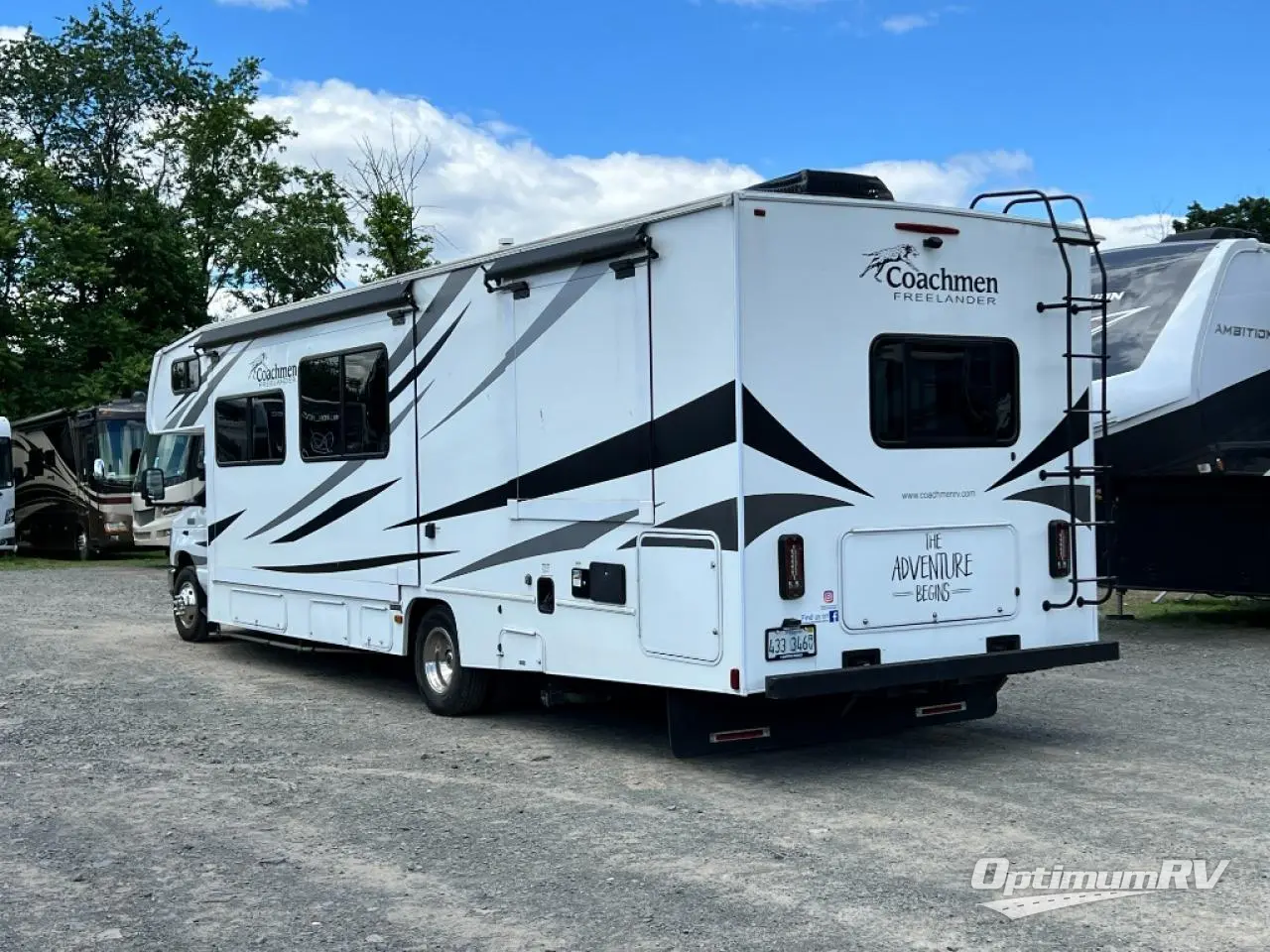 2020 Coachmen Freelander 31MB Ford 450 Photo 3