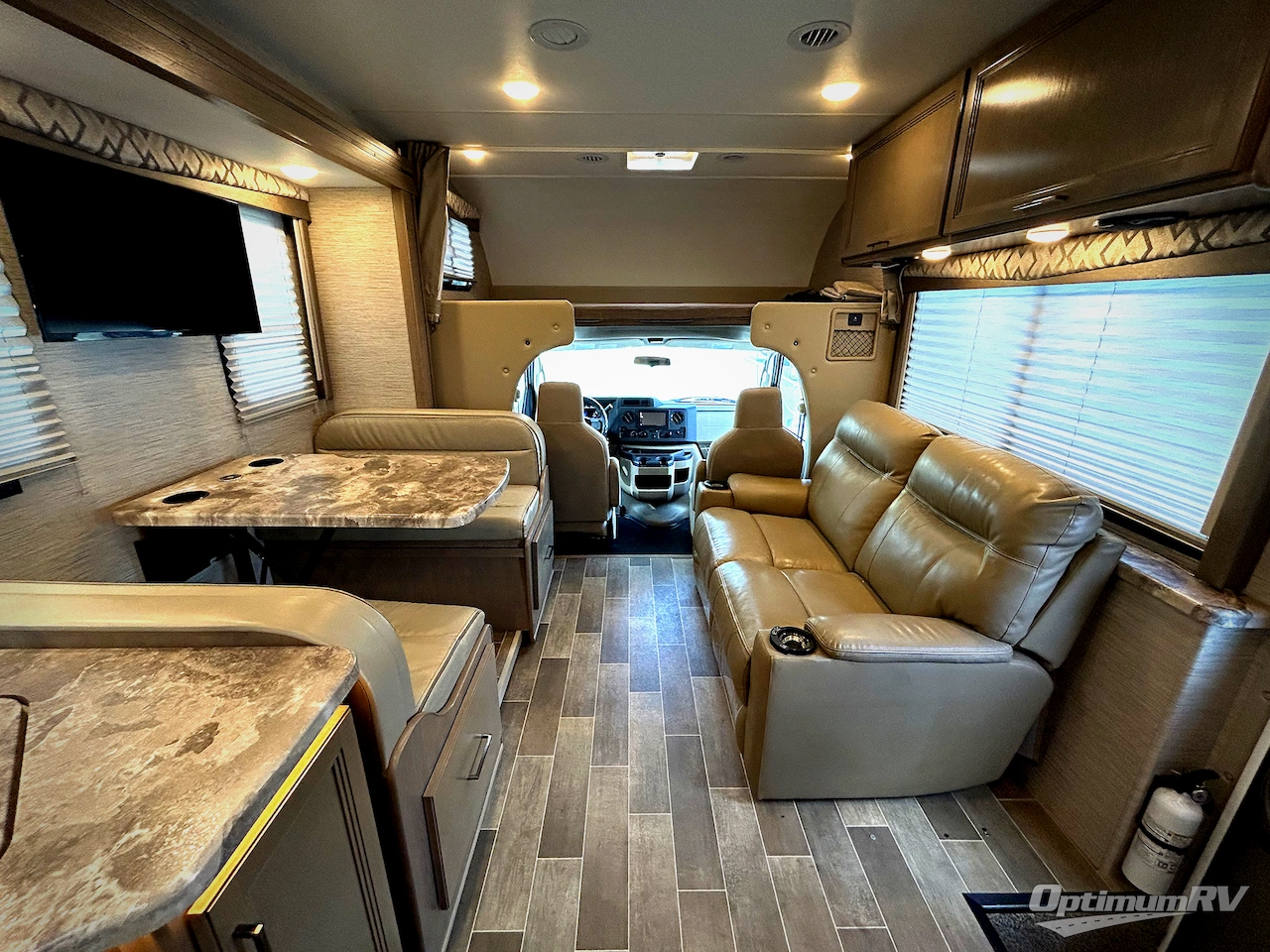 2022 Thor Quantum SE SE28 Ford Photo 5