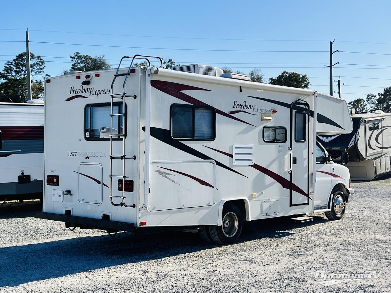 2008 Coachmen Freedom Express 21QB Photo 2