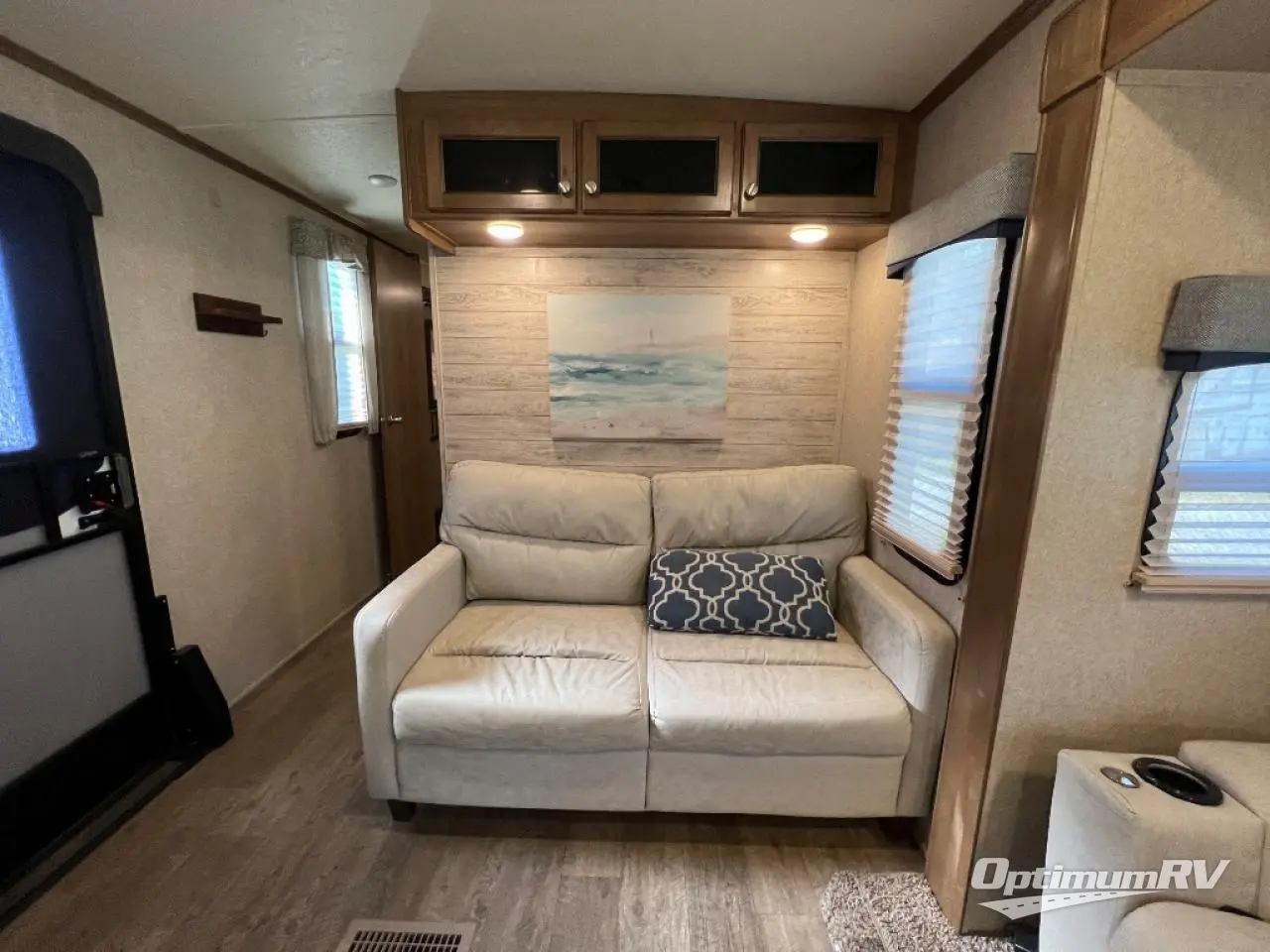 2014 Forest River Rockwood Signature Ultra Lite 8335BSS Photo 7
