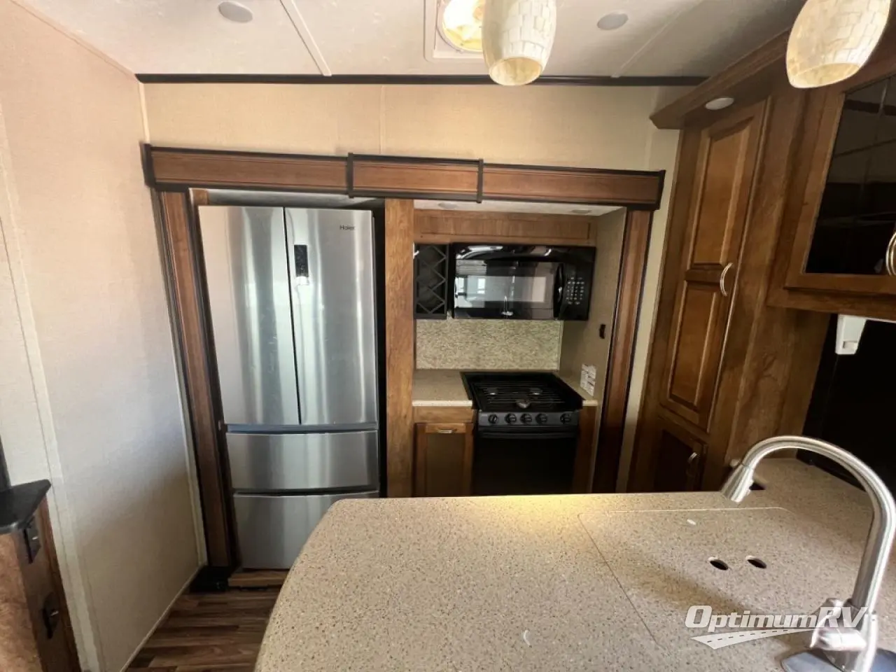 2018 Coachmen Chaparral 371MBRB Photo 6