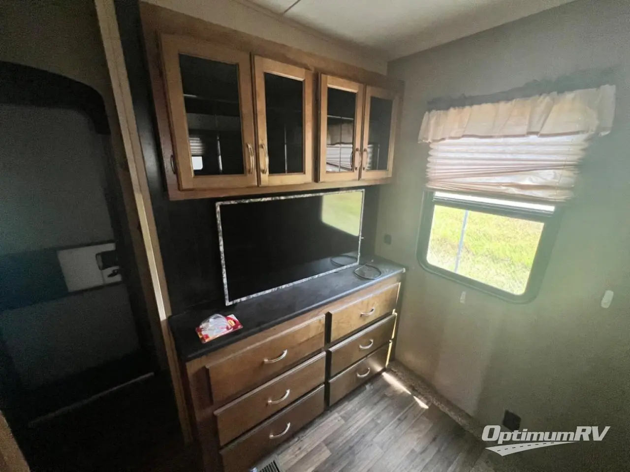 2018 Coachmen Chaparral 371MBRB Photo 12