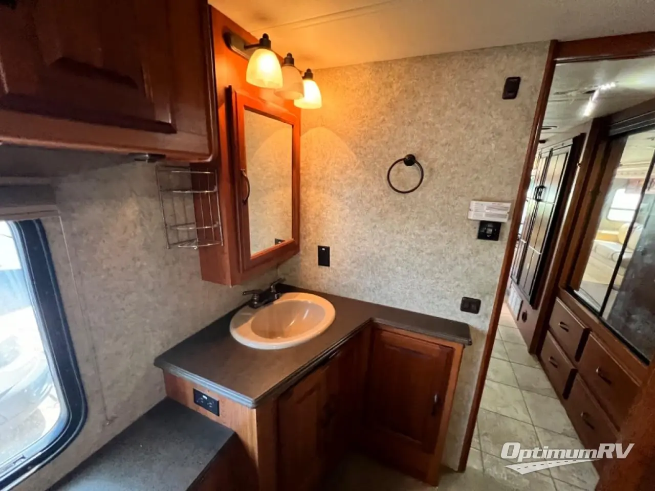 2007 Coachmen Sportscoach 377DS Photo 17