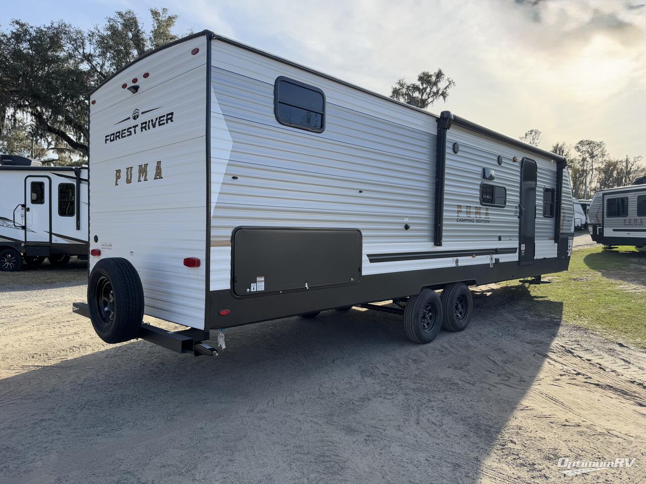 2025 Palomino Puma Camping Edition 304BHCE Photo 2