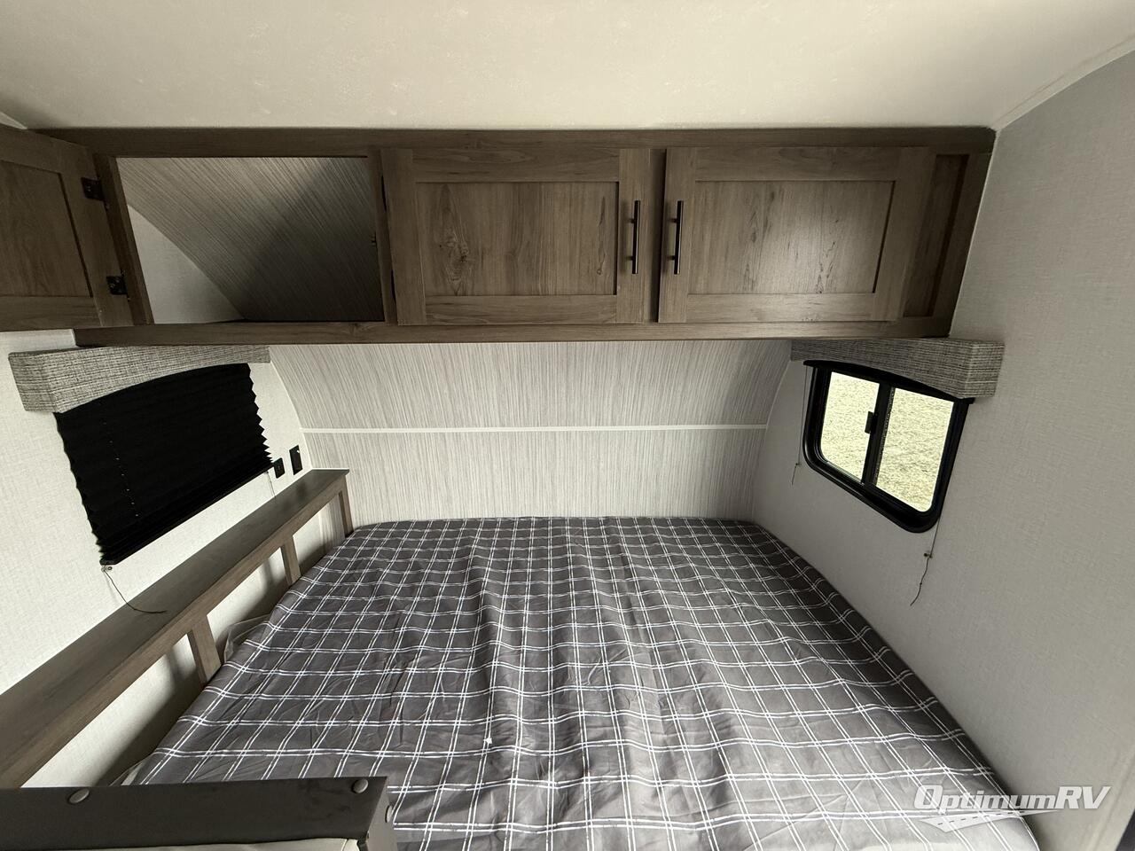 2022 Coachmen Clipper Ultra-Lite 17BH Photo 11