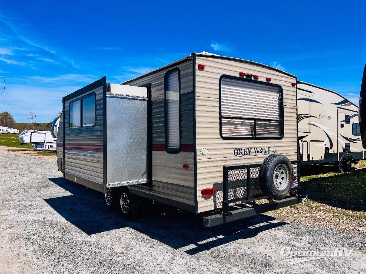 2019 Forest River Cherokee Grey Wolf 23MK Photo 3