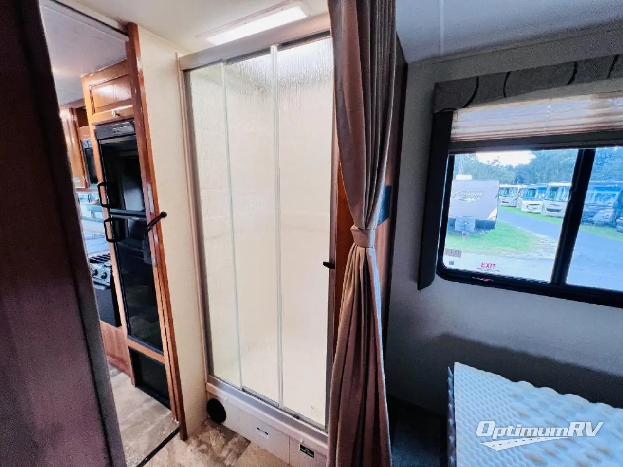 2019 Coachmen Leprechaun 319MB Ford 450 Photo 22