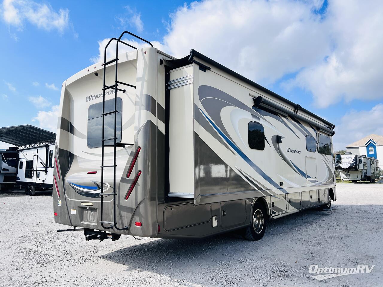 2019 Thor Windsport 34R Photo 3