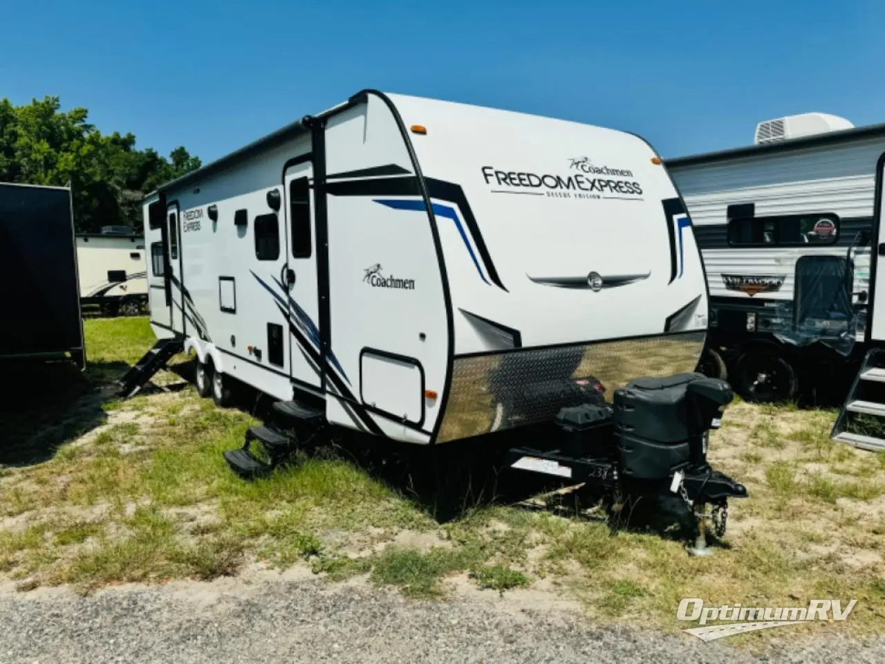 2022 Coachmen Freedom Express Select 28.7SE Photo 1