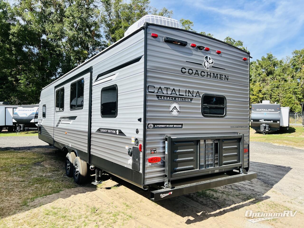 2025 Coachmen Catalina Legacy Edition 293TQBSCK Photo 3