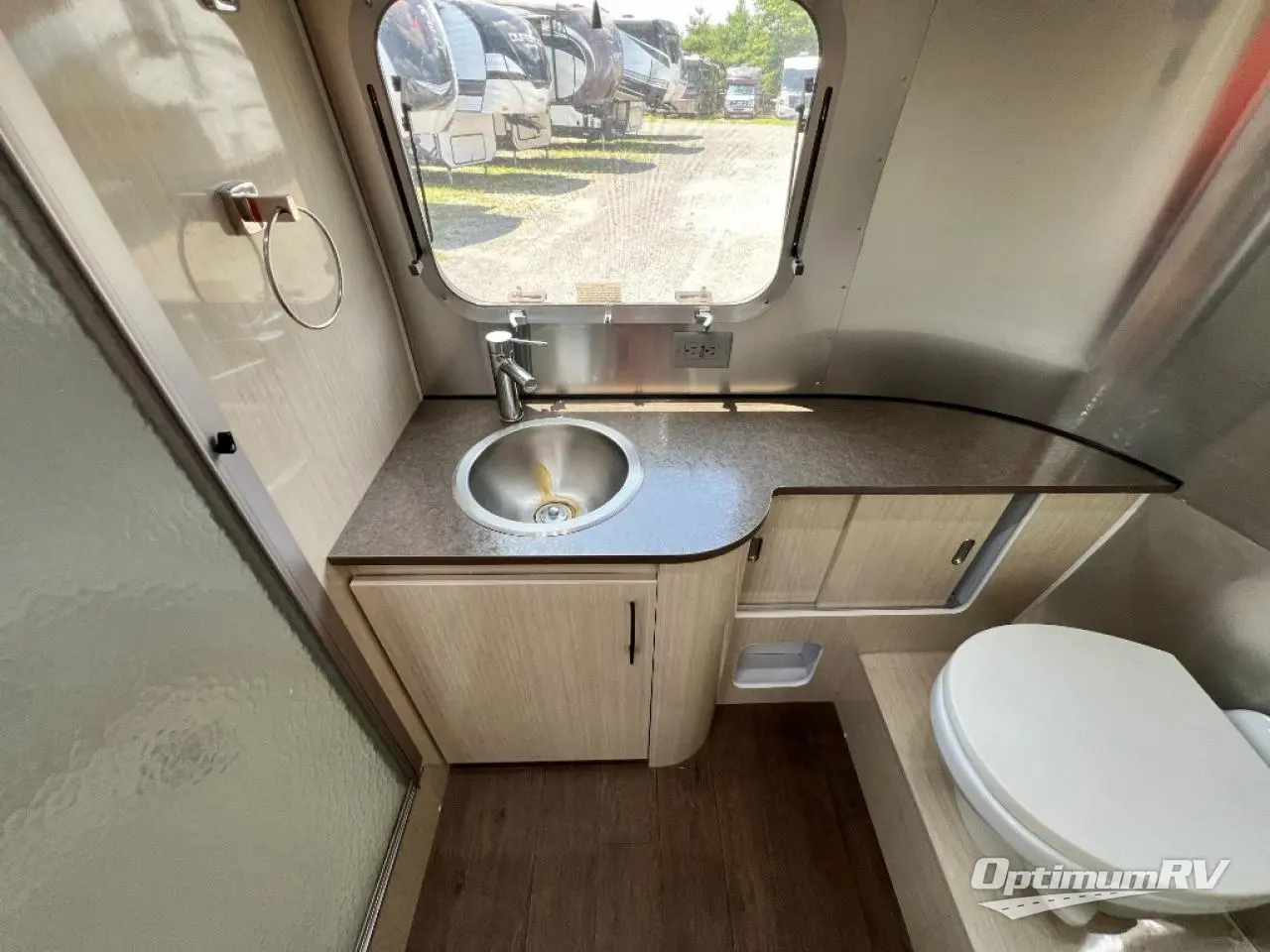 2018 Airstream International Serenity 23FB Photo 20