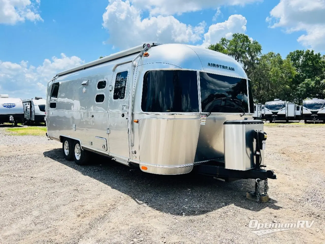 2020 Airstream Flying Cloud 25RB Photo 1