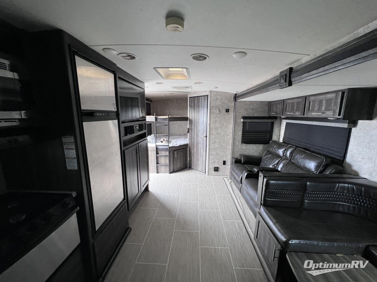 2018 Highland Ridge Silverstar Lite ST2802BH Photo 5