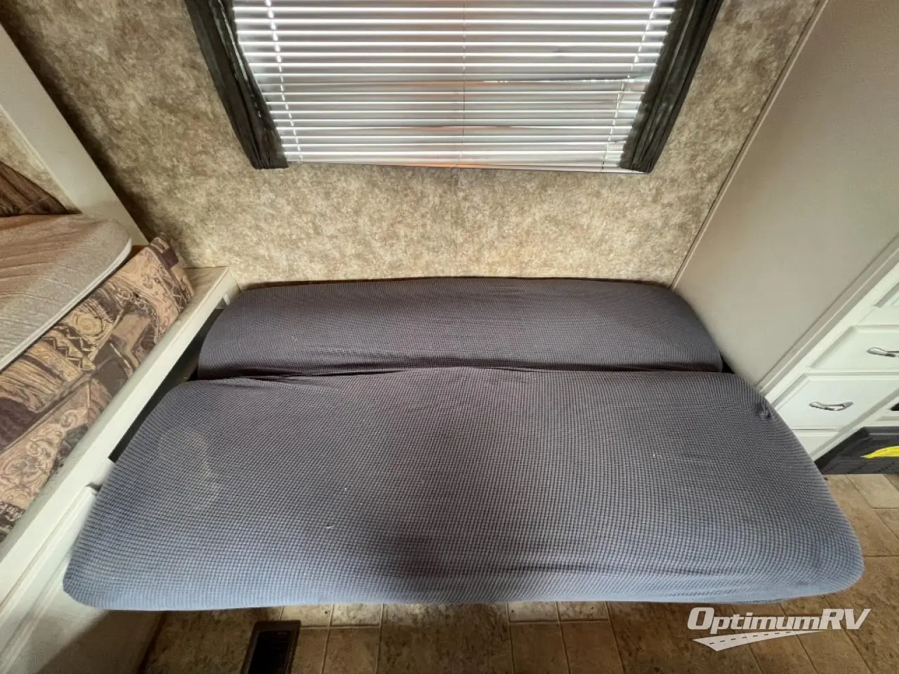 2006 Coachmen Captiva 265EX Photo 13