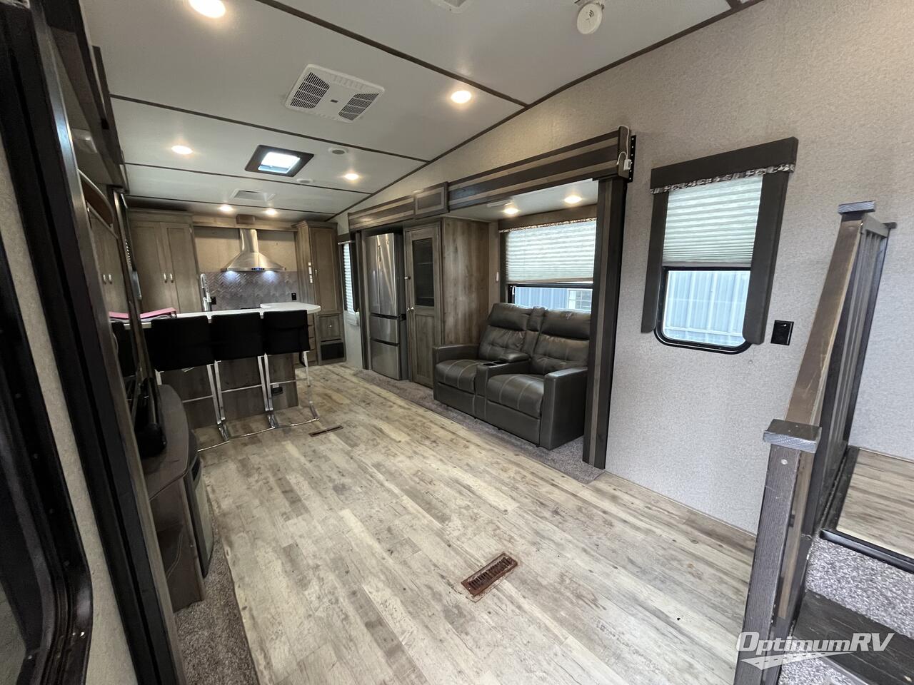 2018 Keystone Sprinter 3551FWMLS Photo 5