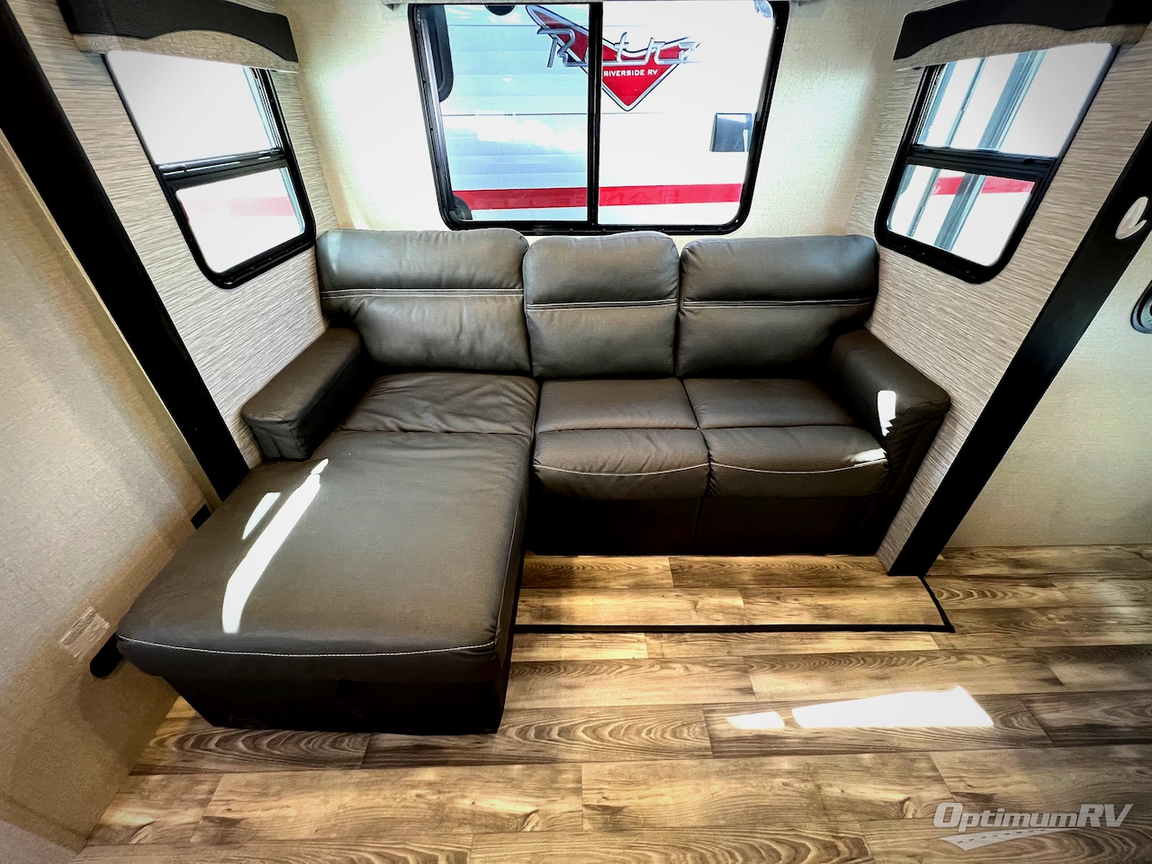 2022 Highland Ridge Range Lite RL212FB Photo 15