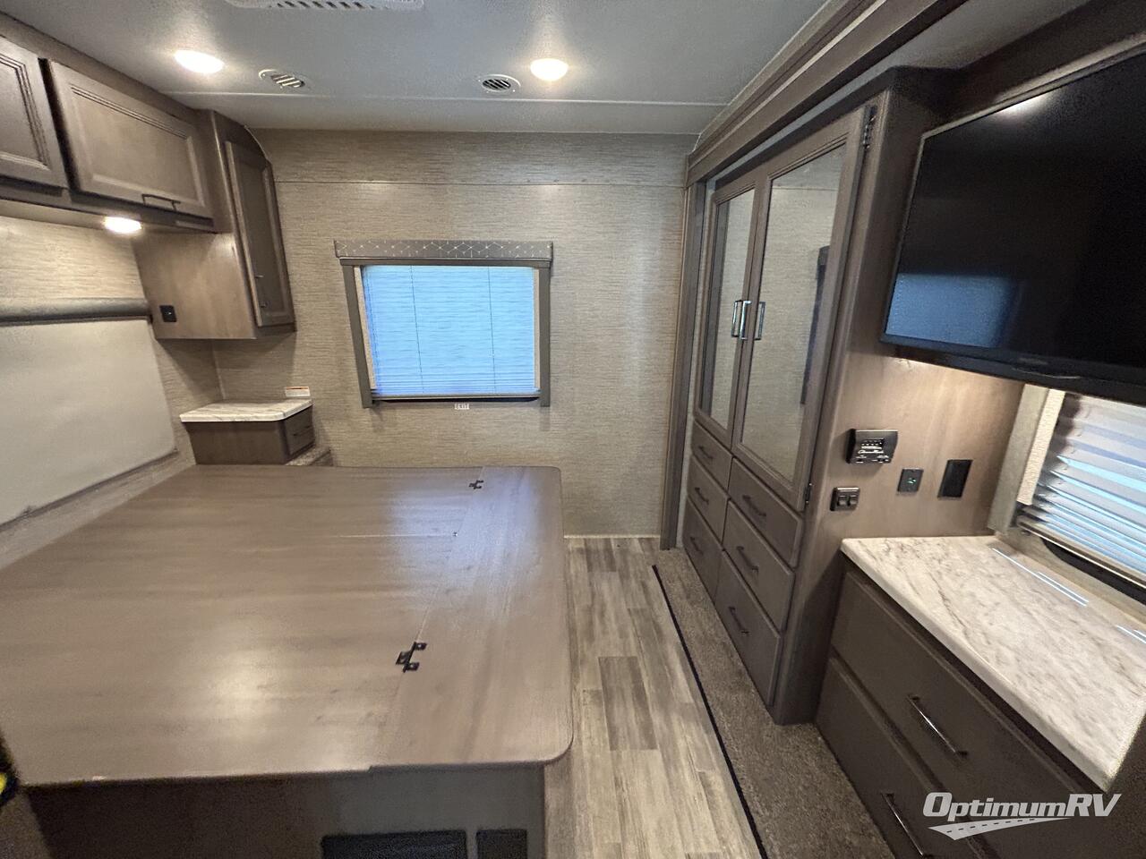 2023 Thor Freedom Traveler 30A Photo 15