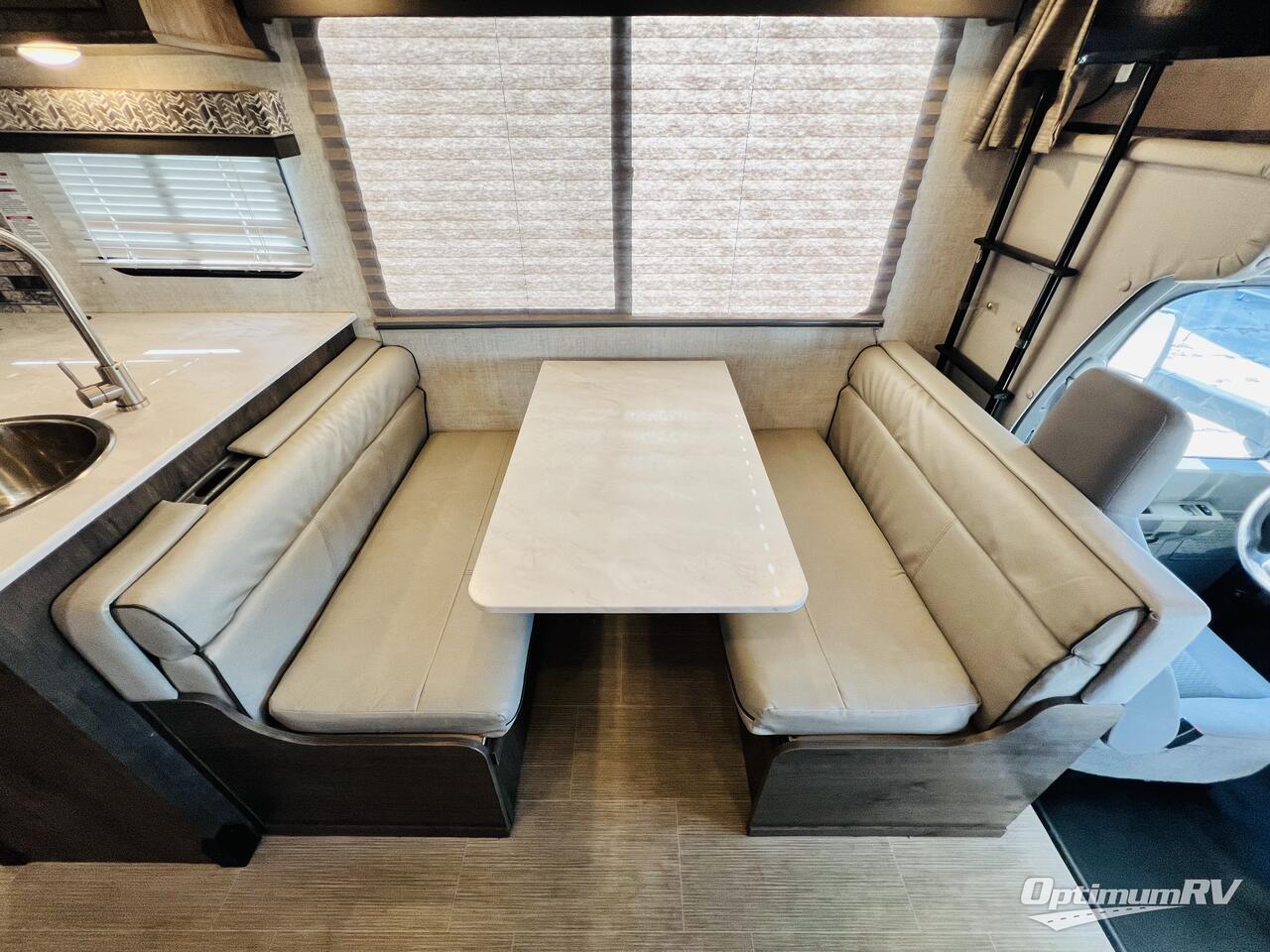 2023 Gulf Stream Conquest Class C 6280LE Photo 14