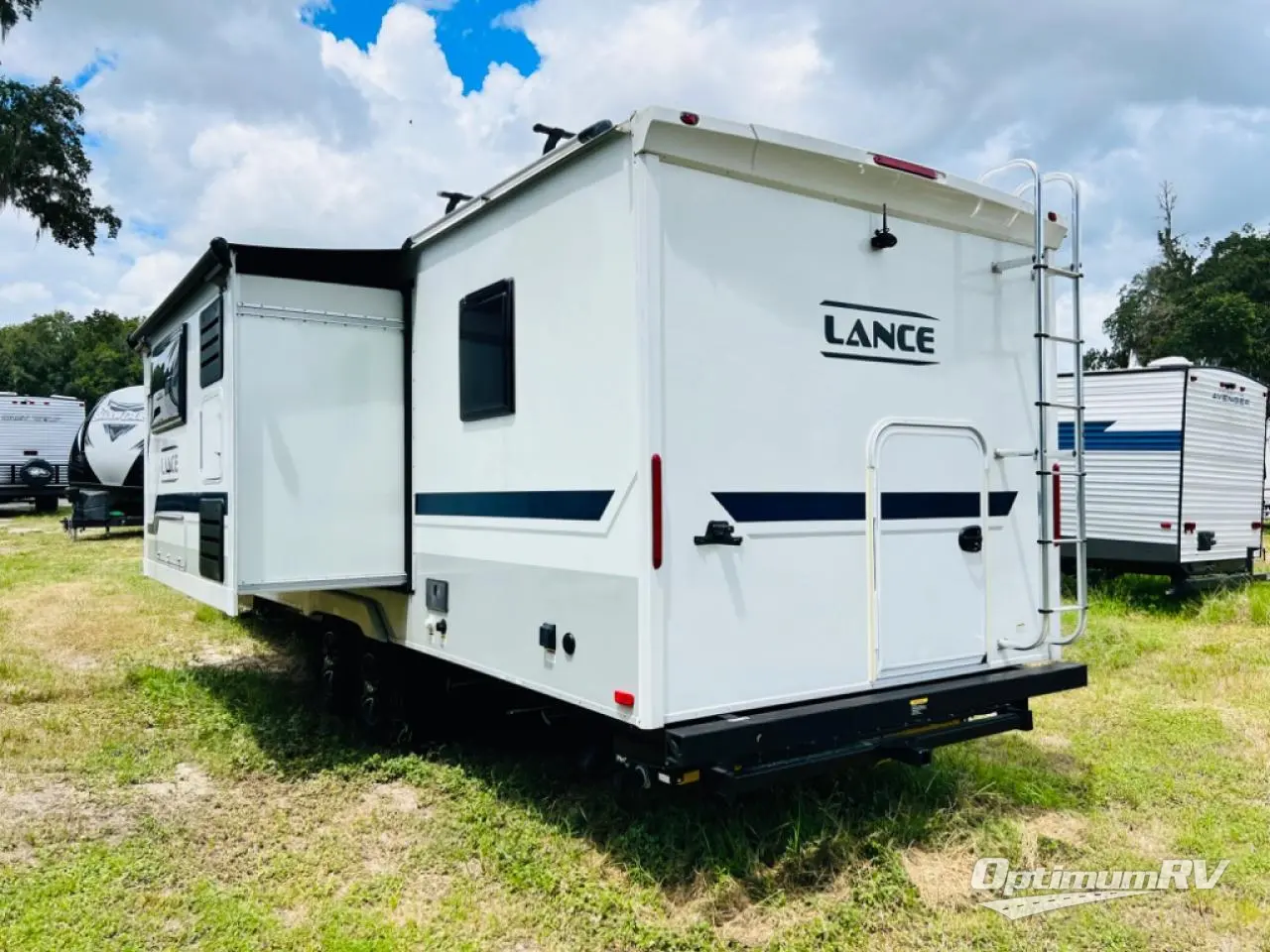 2022 Lance Lance Travel Trailers 2445 Photo 3