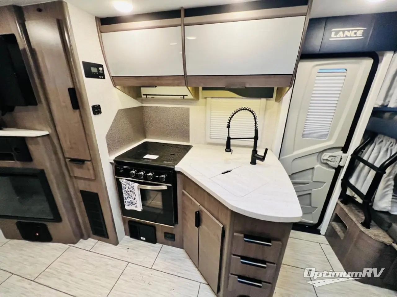 2022 Lance Lance Travel Trailers 2445 Photo 8