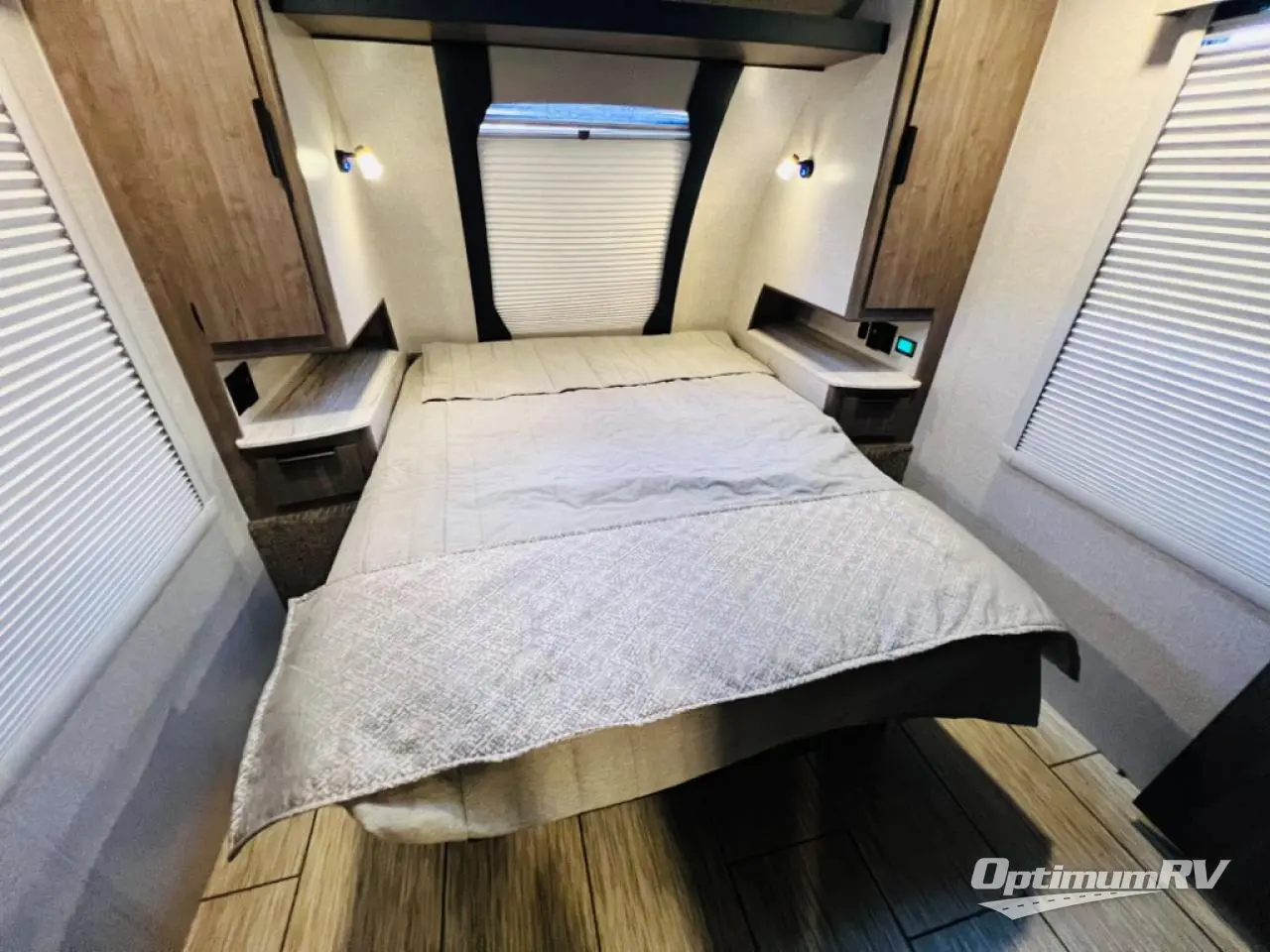 2022 Lance Lance Travel Trailers 2445 Photo 15