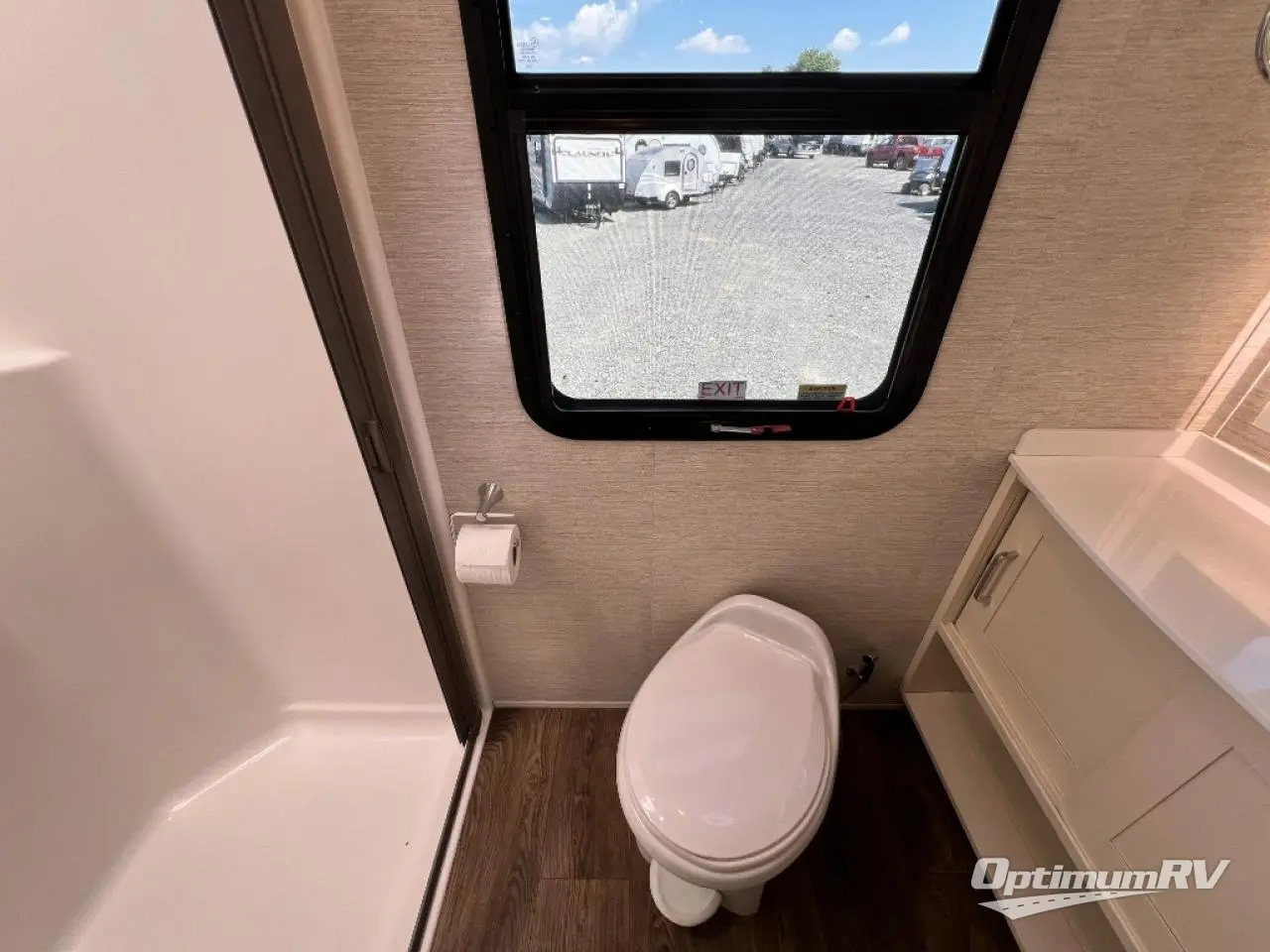 2021 Tiffin Wayfarer 25 RW Photo 23