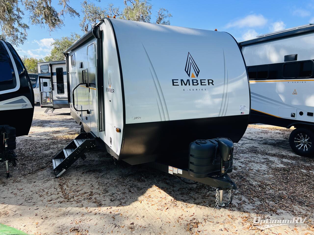 2025 Ember E-Series 19ETS Photo 1