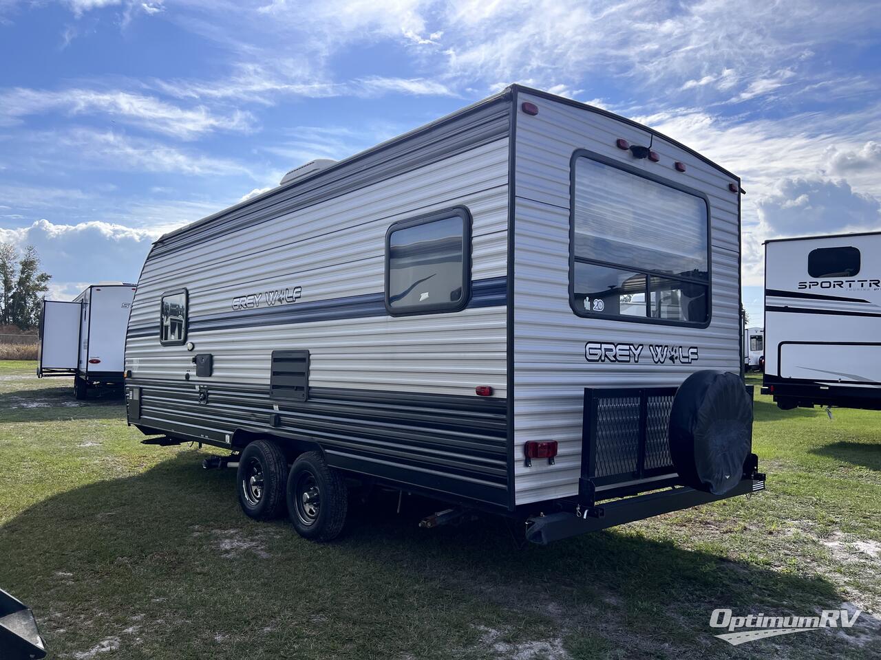 2020 Forest River Cherokee Grey Wolf 20RDSE Photo 3