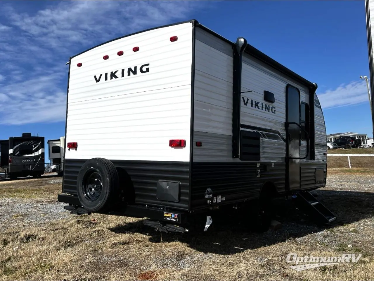 SOLD New 2024 Viking VIKING 18FQ Travel Trailer At Optimum RV   43FV374402.webp