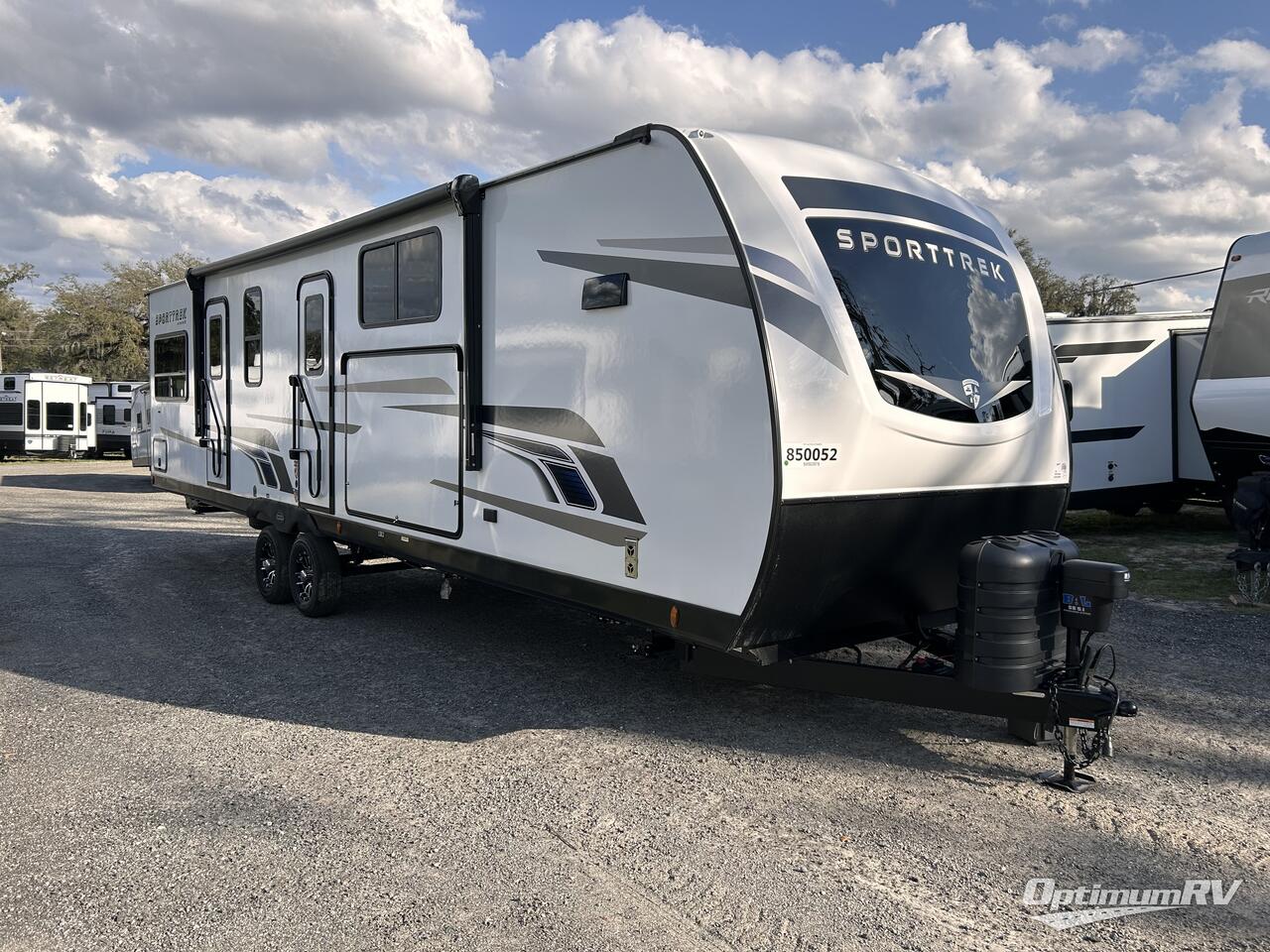 2025 Venture SportTrek ST302VFK Photo 1