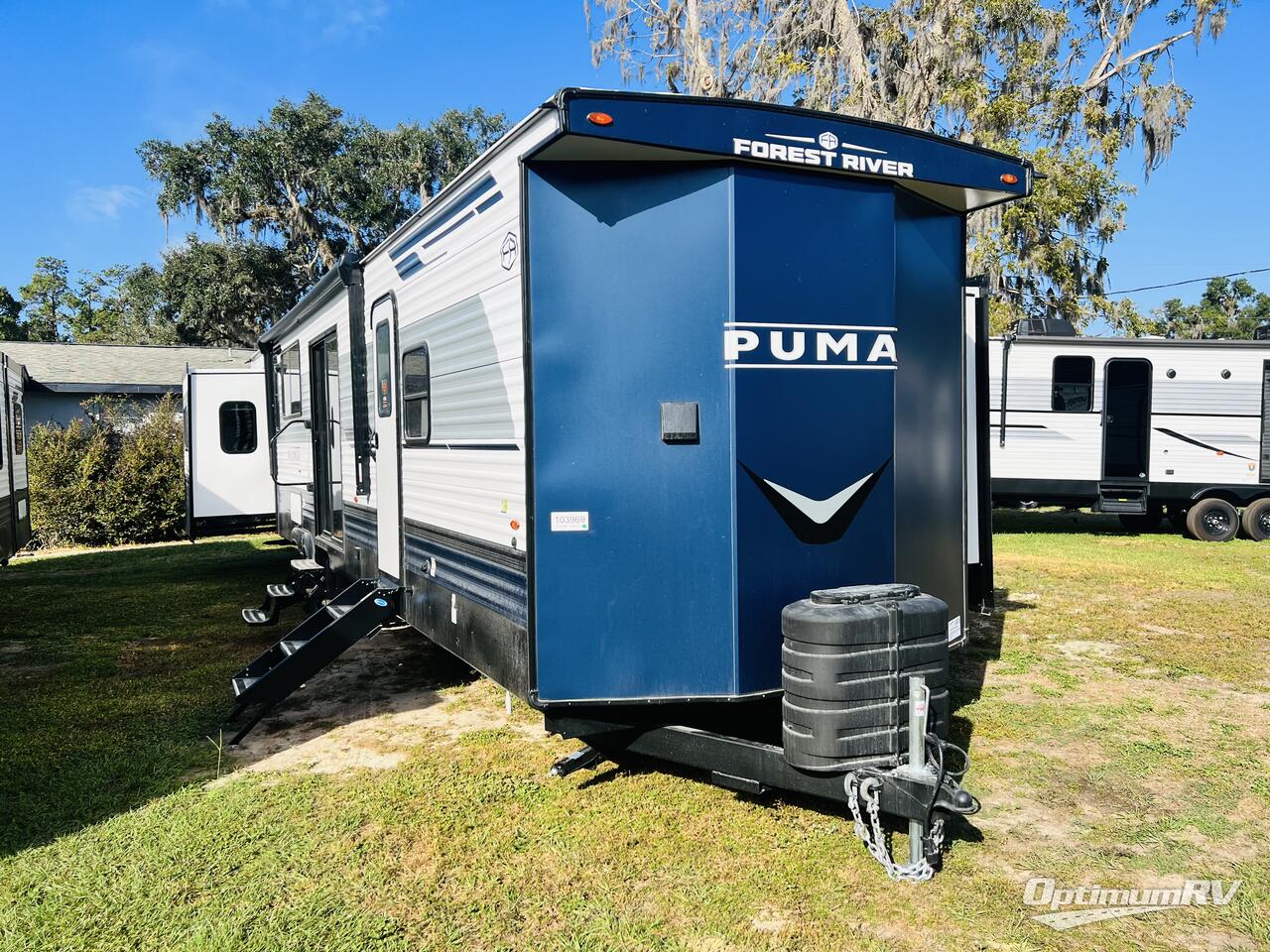 2025 Palomino Puma Destination 38DEN Photo 1