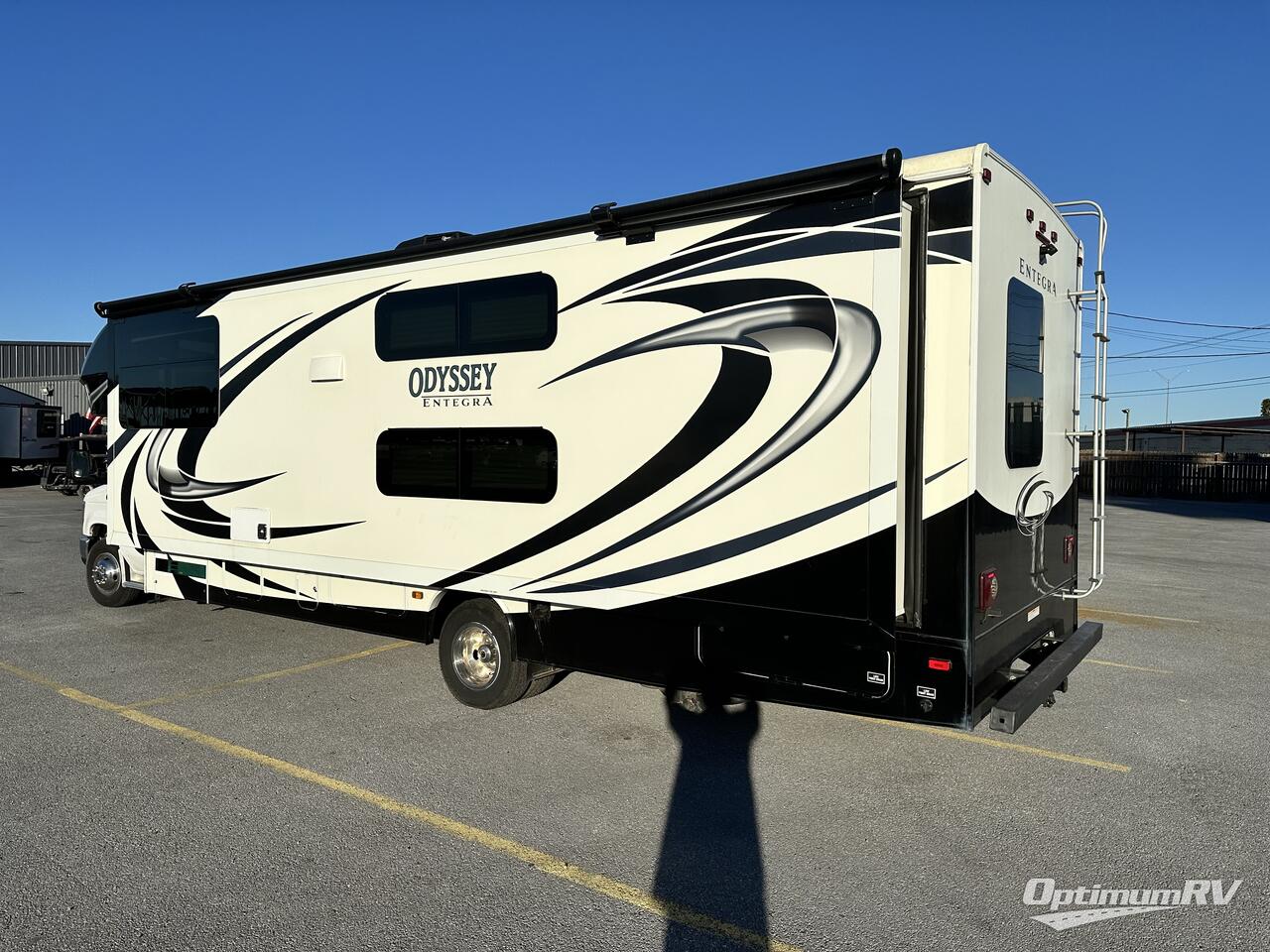 2019 Entegra Odyssey 31F Photo 3