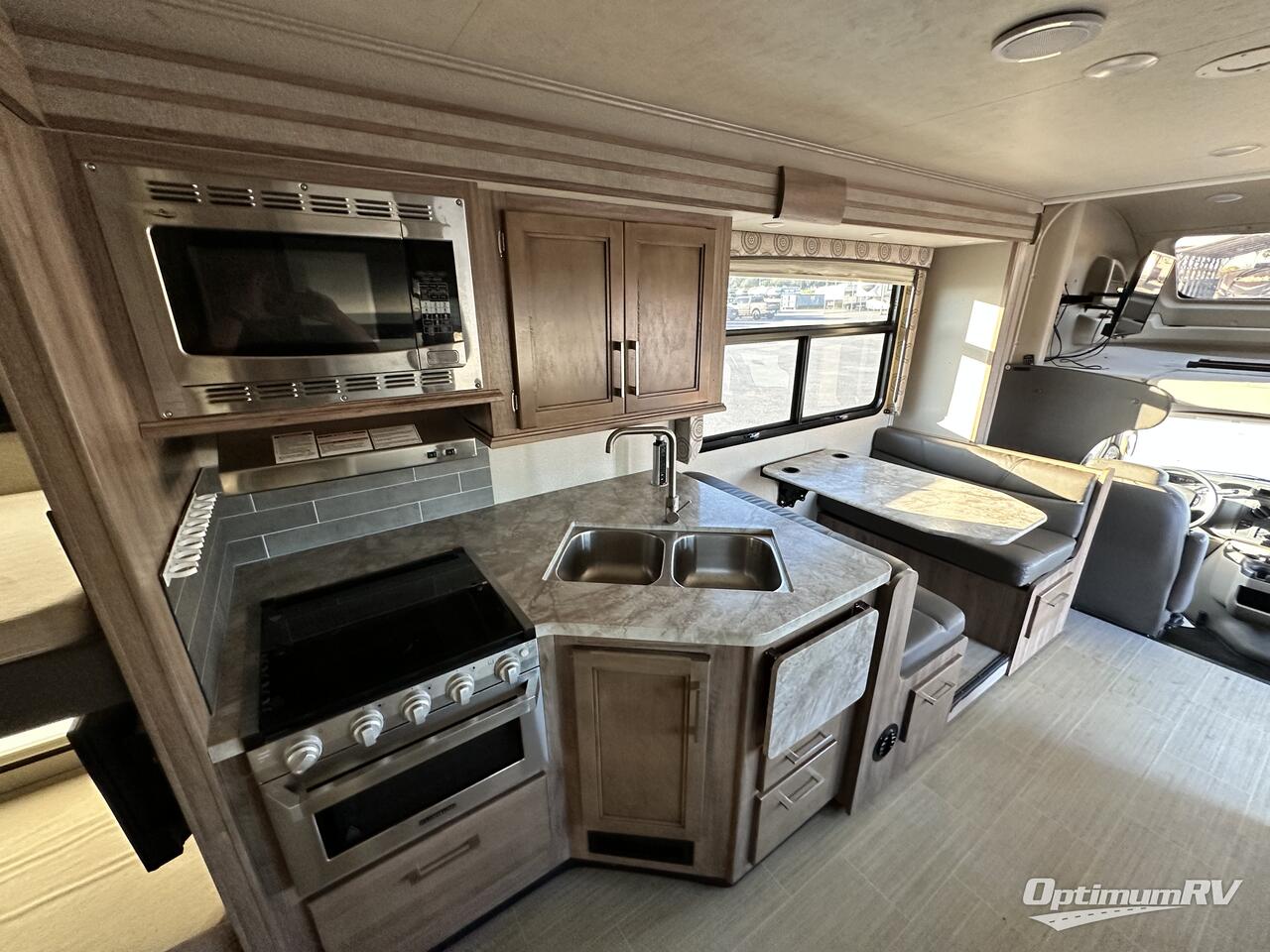 2019 Entegra Odyssey 31F Photo 13