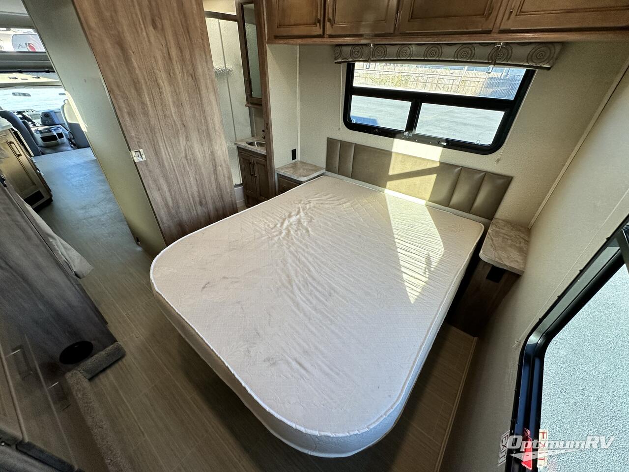 2019 Entegra Odyssey 31F Photo 24