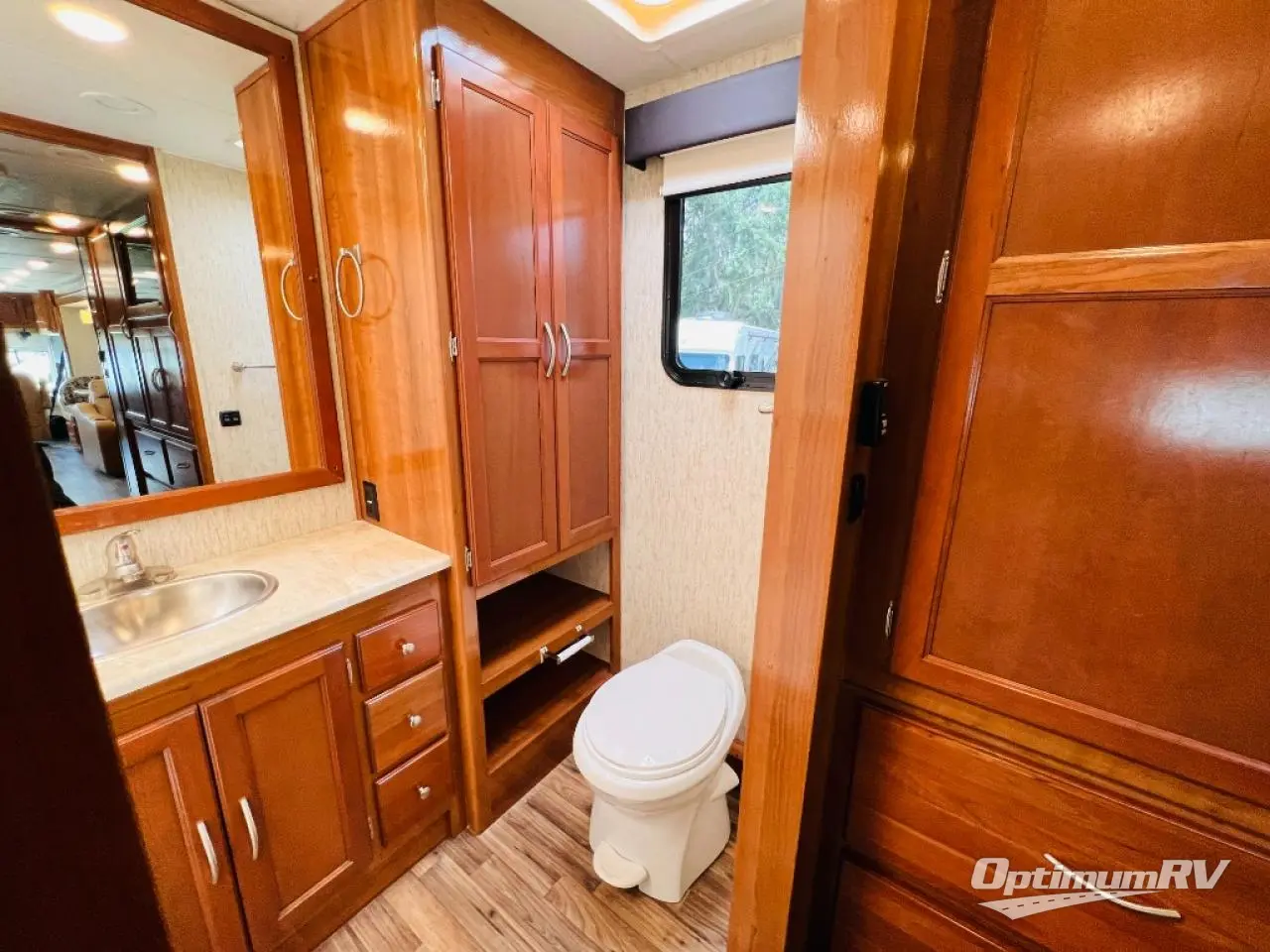 2018 Coachmen Mirada 35LS Photo 26