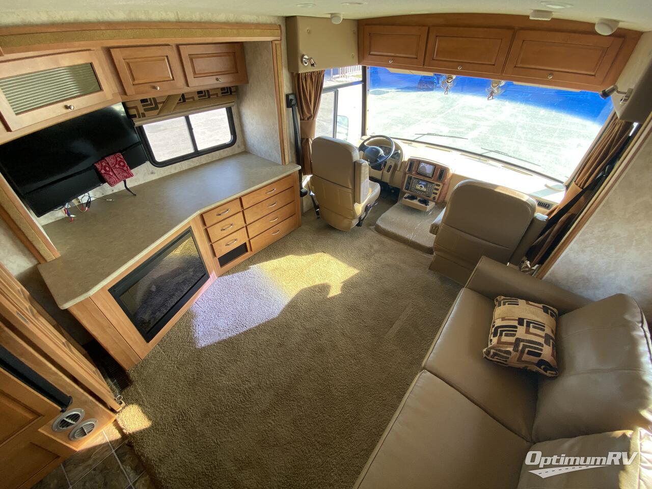 2010 Winnebago Sightseer 37L Photo 15