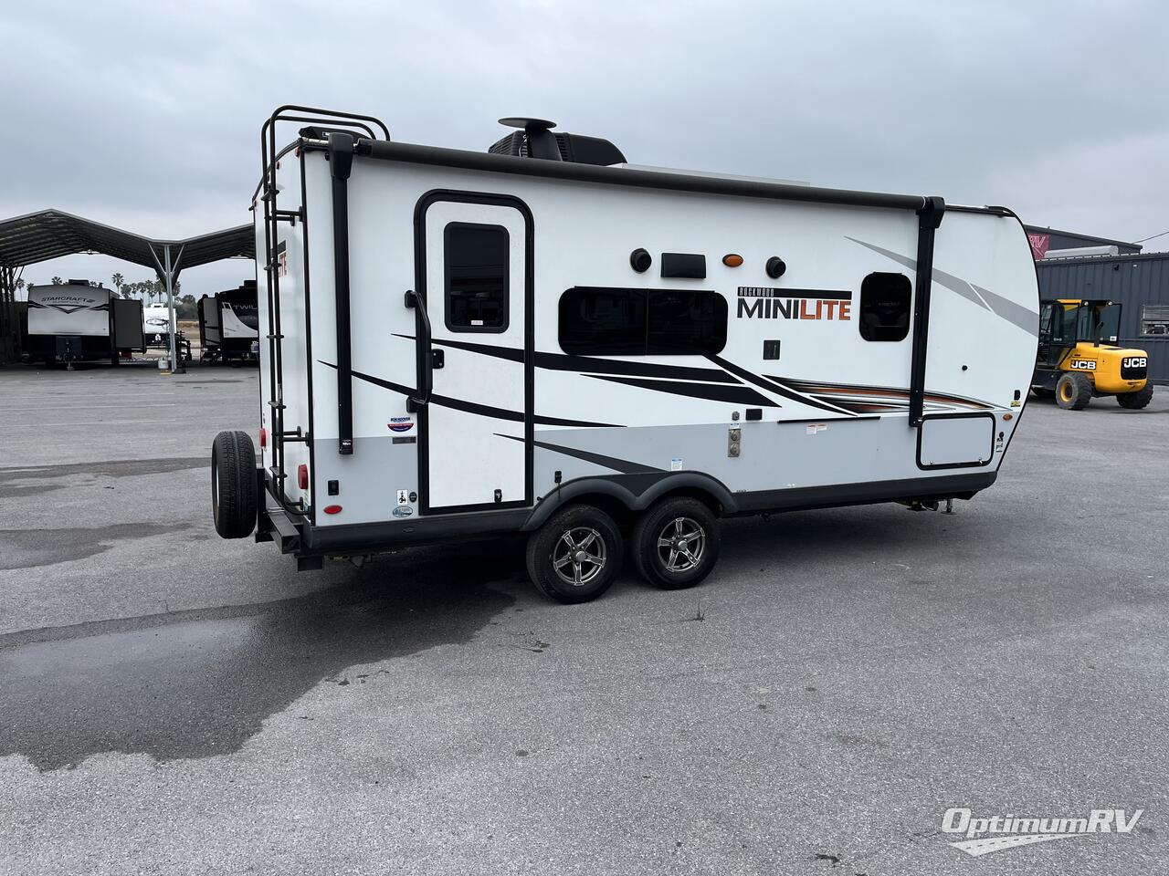 2021 Forest River Rockwood Mini Lite 2109S Photo 3