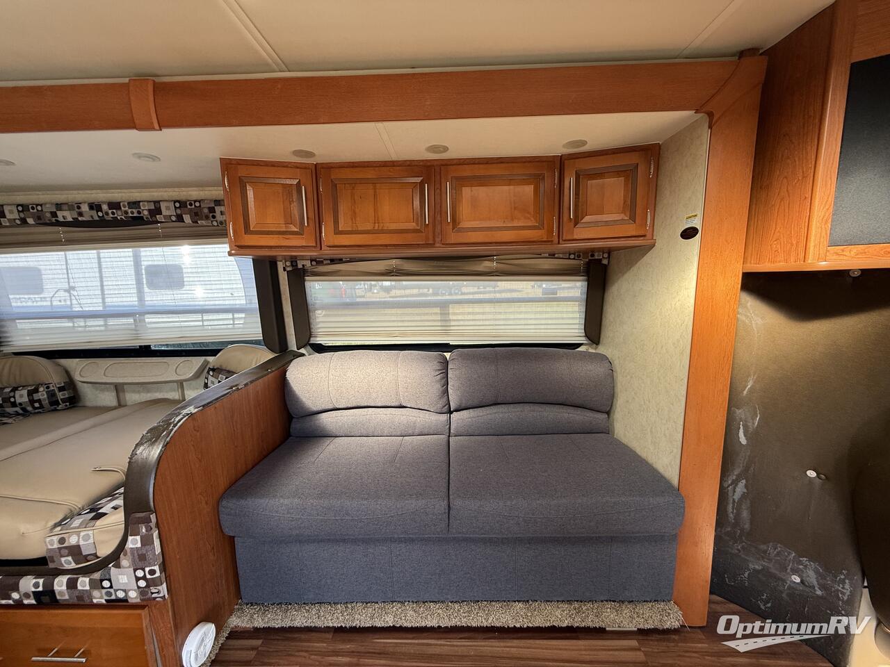 2012 Coachmen Concord 301SS Ford Photo 6