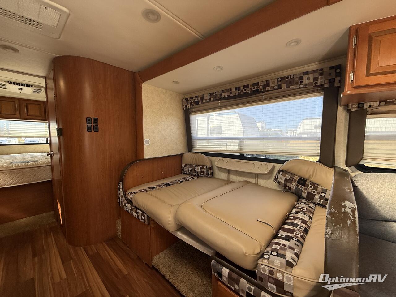 2012 Coachmen Concord 301SS Ford Photo 7