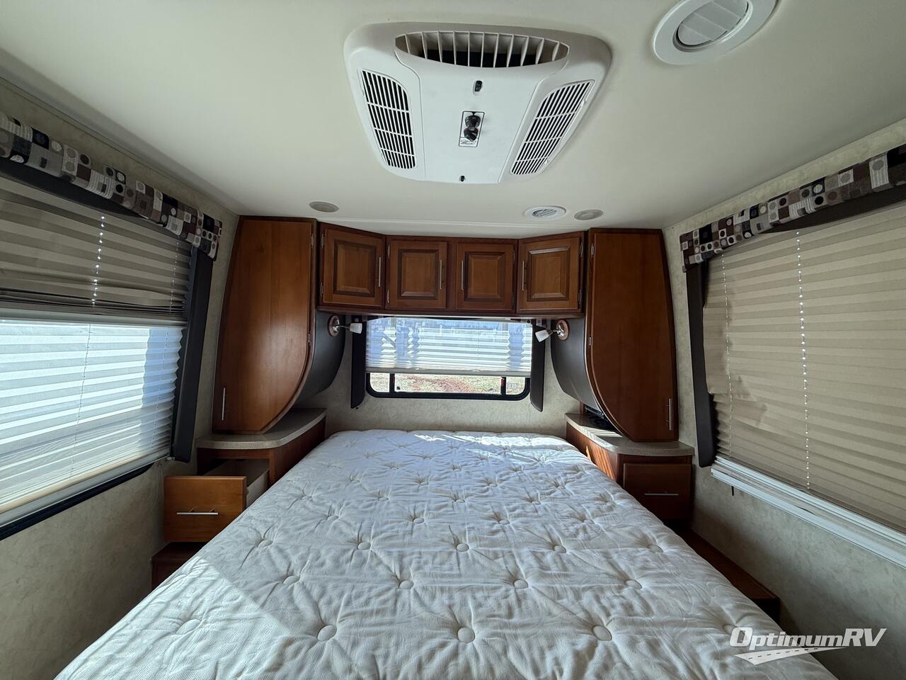 2012 Coachmen Concord 301SS Ford Photo 12