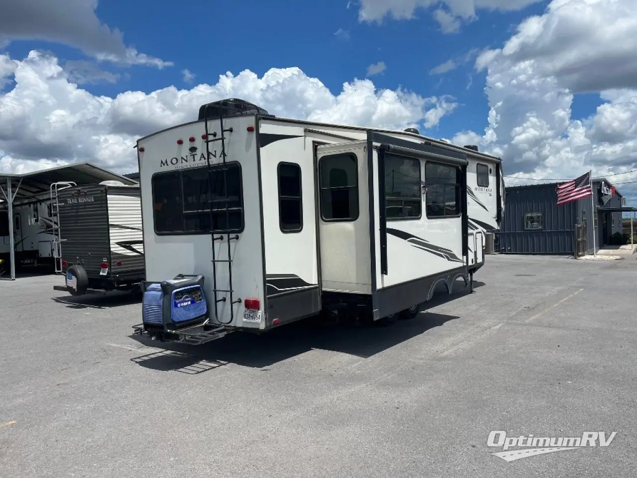 2020 Keystone Montana High Country 295RL Photo 2